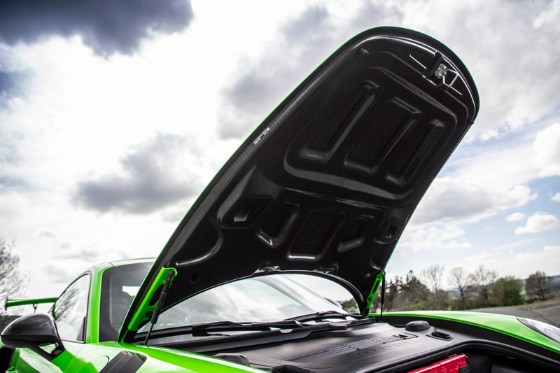 Illustration for article titled Put These Very Good 2019 Porsche 911 GT3 RS Photos In Your Life
